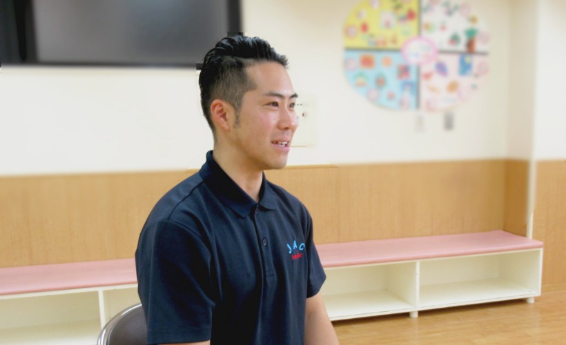 体操指導部の鈴木健一先生の写真01