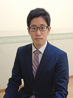 横浜元町教室の大岡正宙教室長の写真